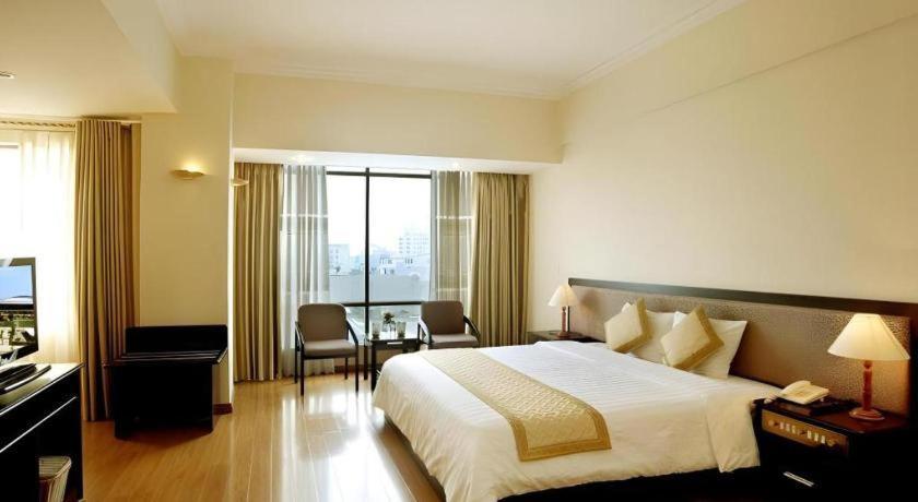 Bamboo Green Central Hotel Da Nang Exterior photo